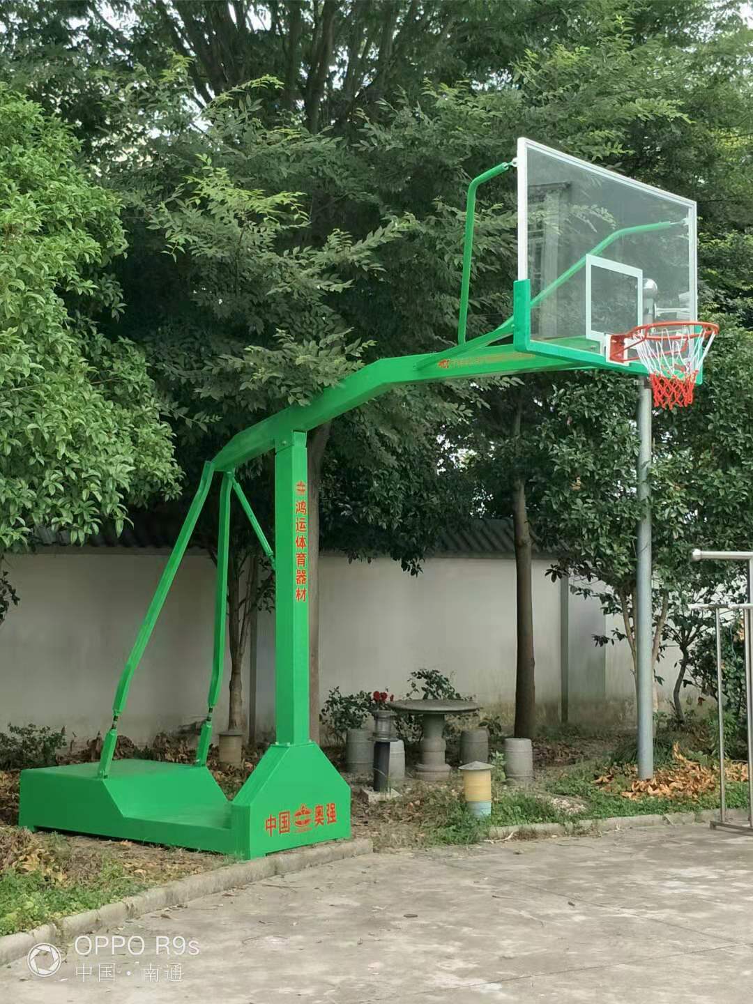 篮球架2.jpg